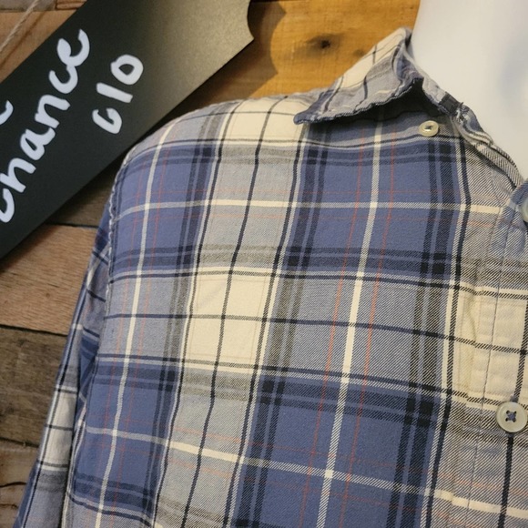 SALE-Tommy Hilfiger men's blue plaid causal button up size small - Picture 3 of 11